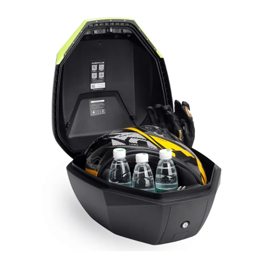 Furchtlos-SHIELD-S-Basic-Topcase-35-Liter-schwarz-silber-inkl-Montagekit-FU02TCPL000S14EX-100002-offen Furchtlos SHIELD S Basic Topcase - 35 Liter - schwarz/silber - inkl. Montagekit