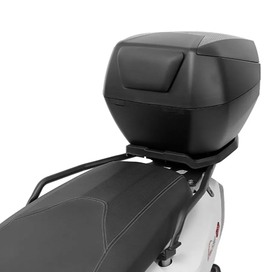 Furchtlos-SHIELD-S-Luxe-Topcase-35-Liter-am-Roller-montiert Furchtlos SHIELD S Luxe Topcase - 35 Liter - schwarz/silber - inkl. Montagekit