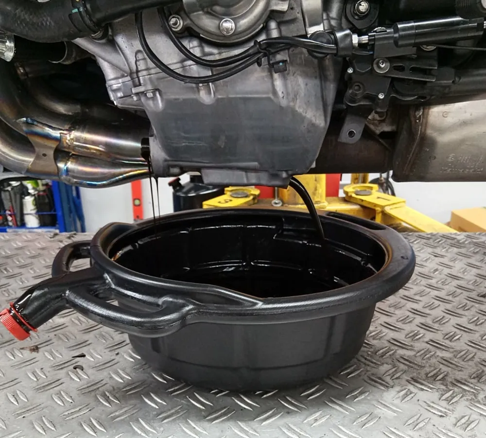 TMP Öl Auffangbehälter / Ölwanne Rund mit Ablauf - 7 Liter